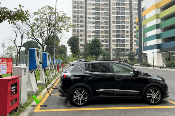 Phát Triển của Trạm Sạc Xe Ô Tô Điện