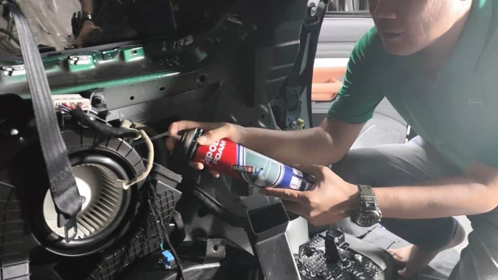 hốc cốp bên hông2