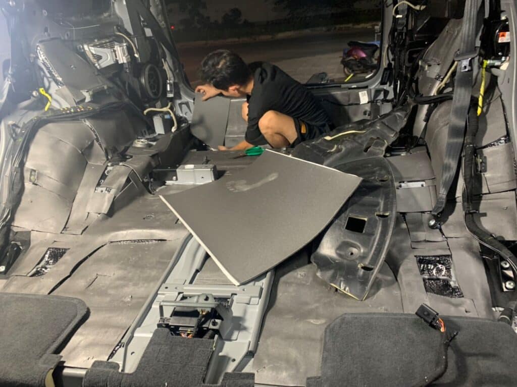 tiêu âm kháng nước